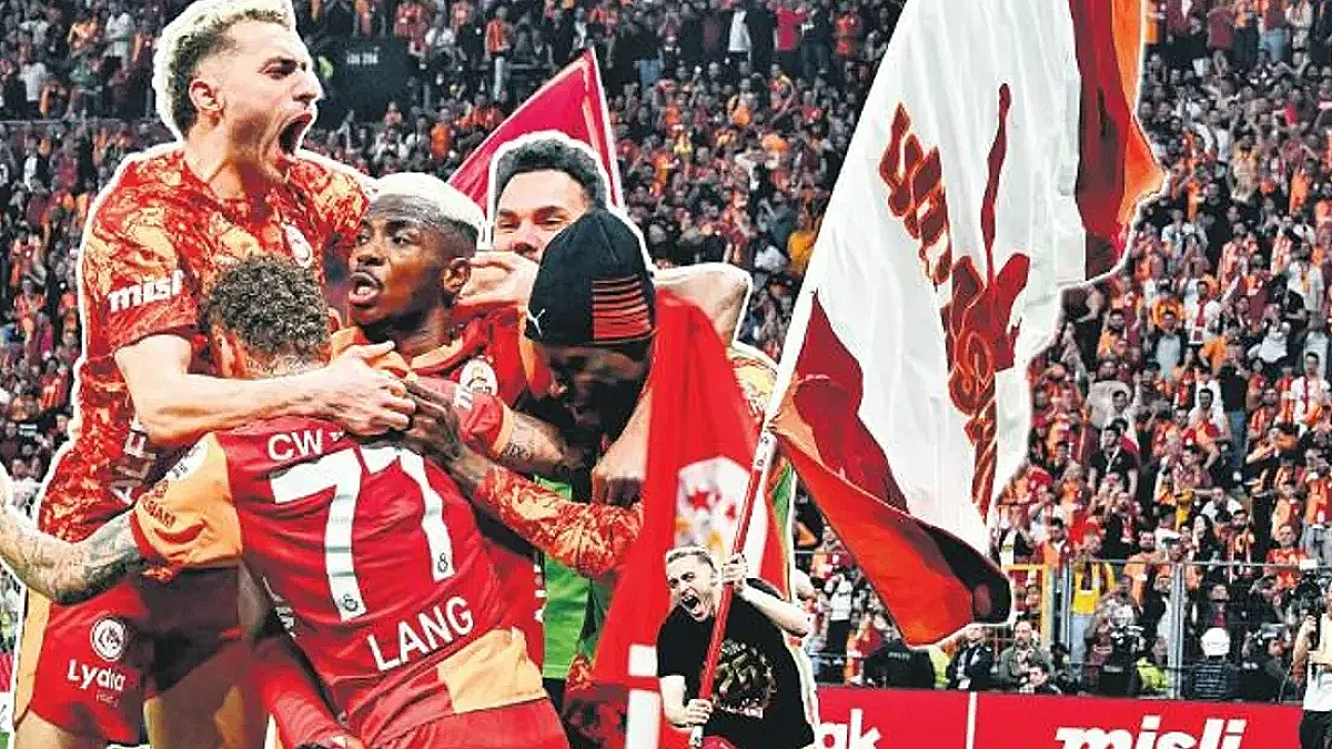Galatasaray, Süper Lig'de 26. Şampiyonluğunu Kutluyor