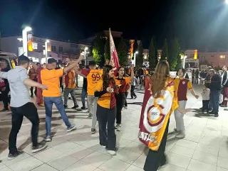 Galatasaray'ın 26. Şampiyonluğu Selendi'de Coşkuyla Kutlandı