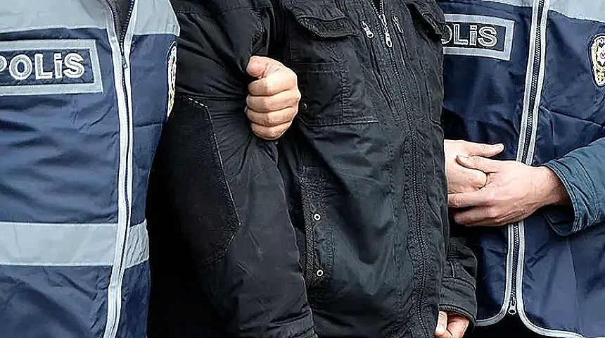 İBB iştiraki soruşturmasında gözaltı: O.Y. Türkiye'ye döner dönmez yakalandı