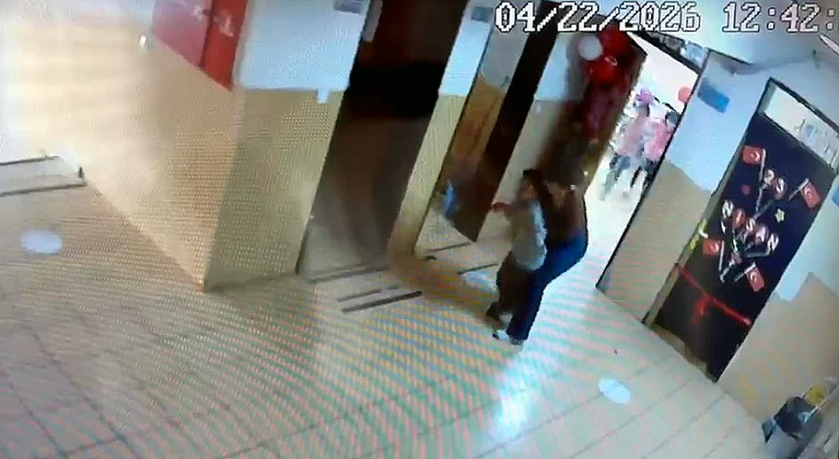 İlkokul Öğrencisinin Soluk Borusuna Simit Parçası Kaçtı, Öğretmenleri Kurtardı