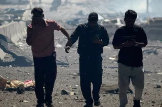 İran'da Patlama Paniği: Eski Mühimmat İmhası Nedeniyle Güvenlik Önlemleri Artırıldı
