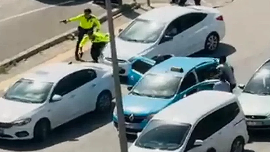 Kız Arkadaşı ve Kendisiyle Birlikte Taksi Sürücüsünü Rehin Alan Şüpheliler Yakalandı