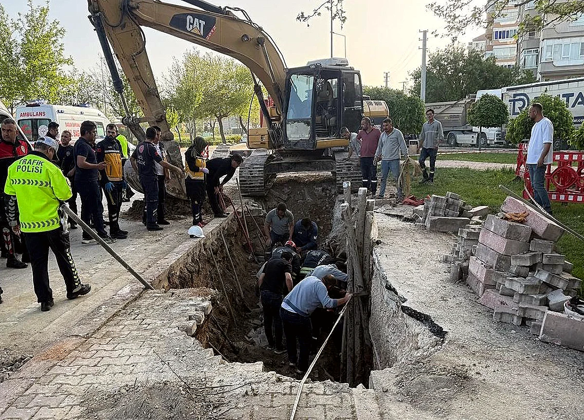 Konya'da Göçük Altında Kalan 2 İşçi Kurtarıldı