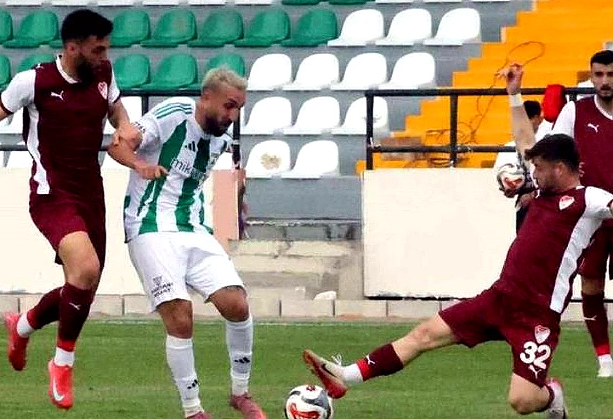 Muğlaspor ve Elazığspor Arasında Şampiyonluk Kupası İçin Final Karşılaşması