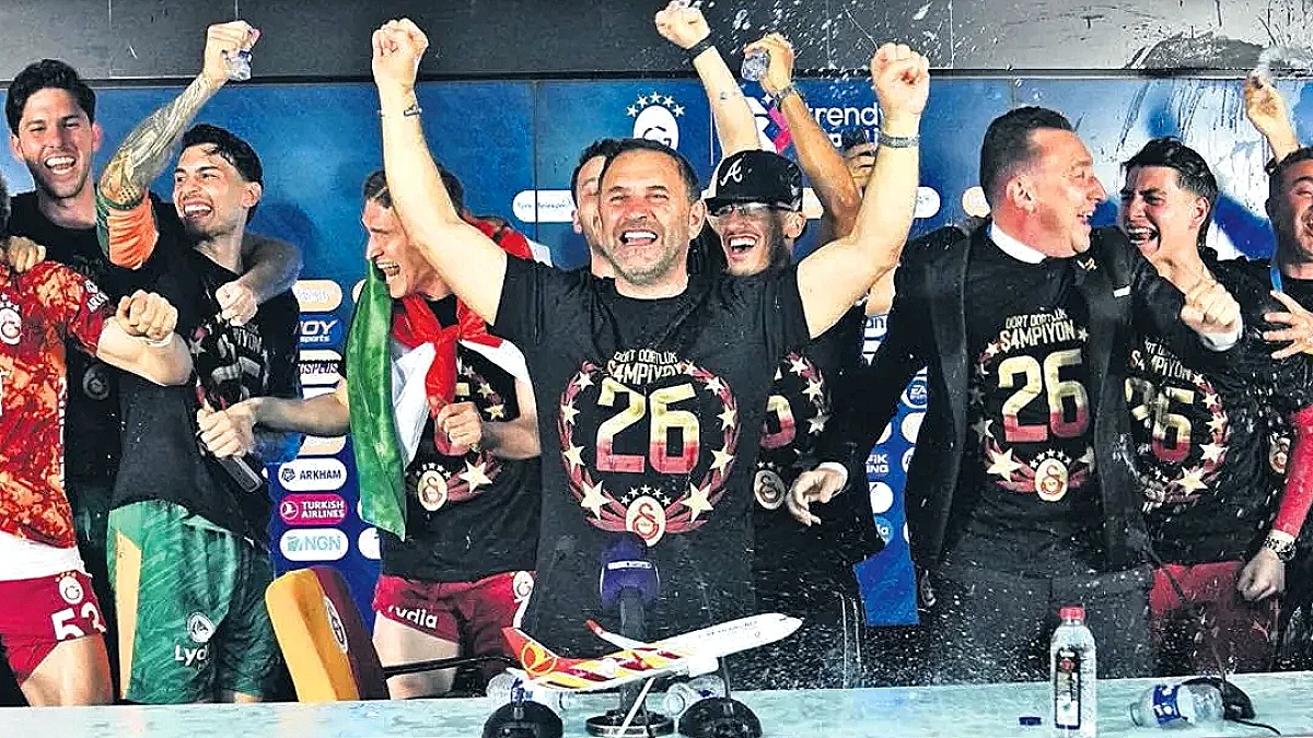 Okan Buruk, Galatasaray ile 4. Şampiyonluğunu Kutladı ve Yeni Hedefini Açıkladı