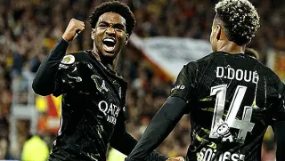 Paris Saint-Germain, Lens'i 2-0 Yenerek Şampiyonluğunu Garantiledi