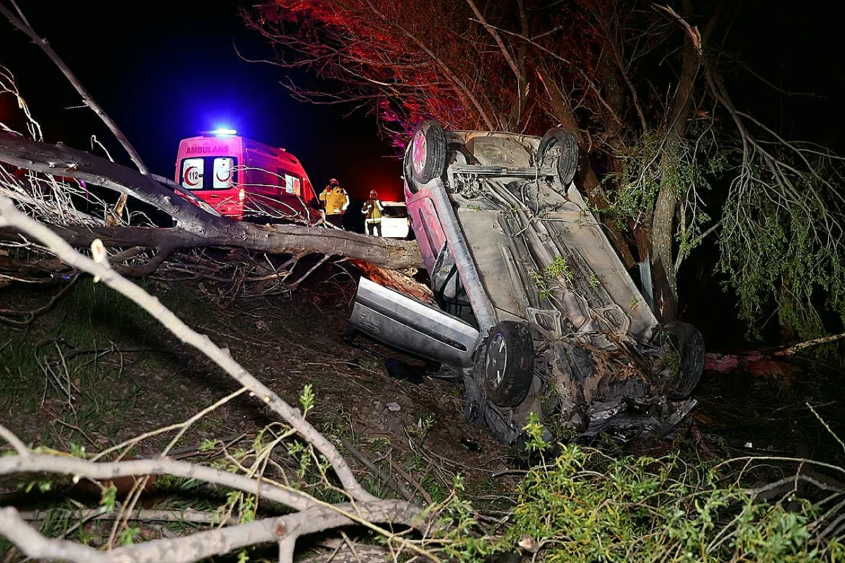 Sivas'ta Trafik Kazası: 1 Ölü, 4 Yaralı