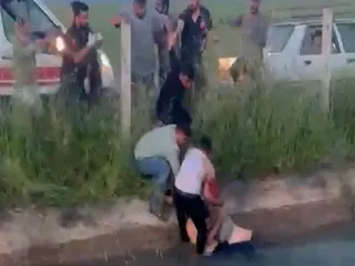Sulama Kanalına Uçan Araçtan Polisleri Kurtarmak İsteyen Kişi Hayatını Kaybetti